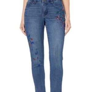 Bandolino Women's Embroidered Jeans Size 16